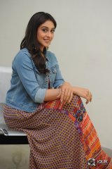 Regina Cassandra Interview About Soukyam